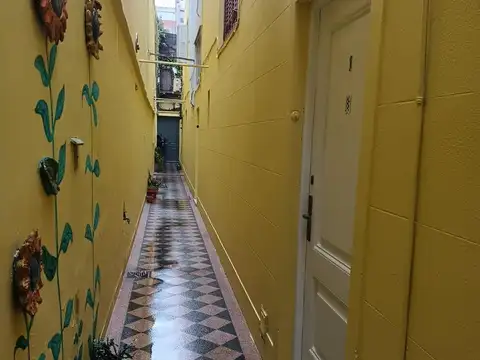Depto Tipo Casa en Alquiler de 4 ambientes
