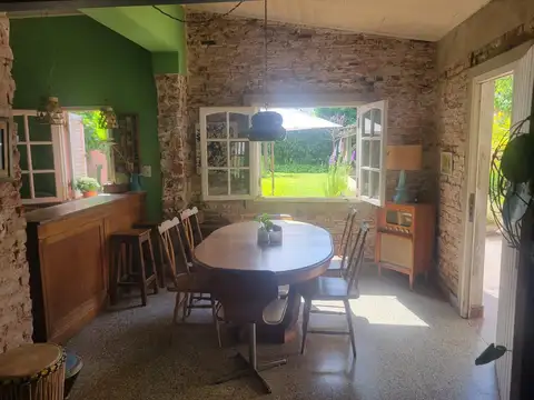 Casa en S.Isi.-Barrio Carreras