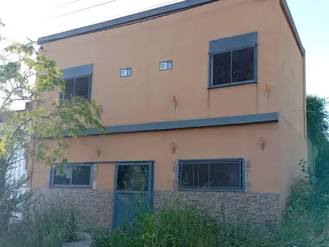 Edificio Comercial en Lujan