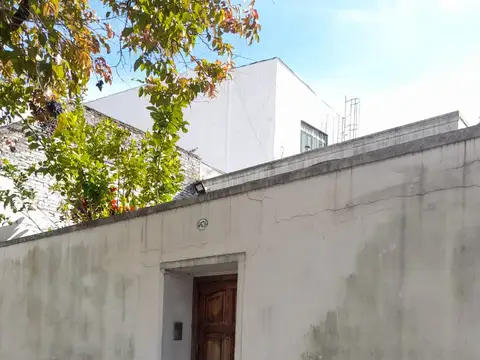 San Blas 4600, Piso San