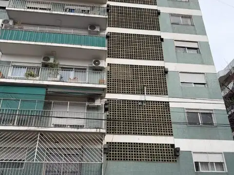 Departamento dos ambientes en venta Flores