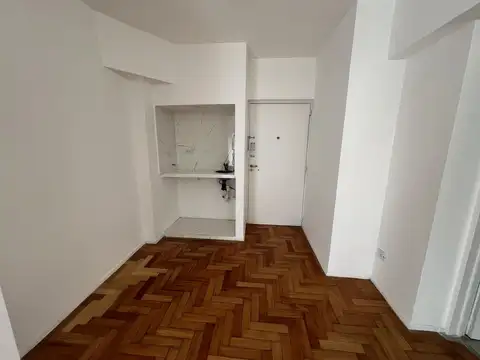 Avenida Luis María Campos 200