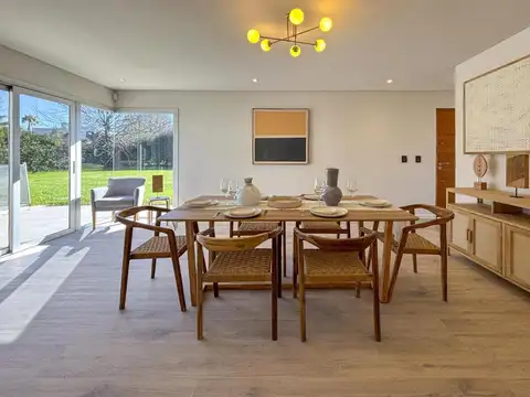 Casa en Venta en Funes, USD 460.000