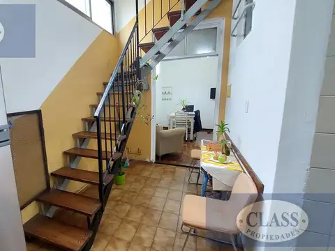 Depto Tipo Casa en Venta al Este