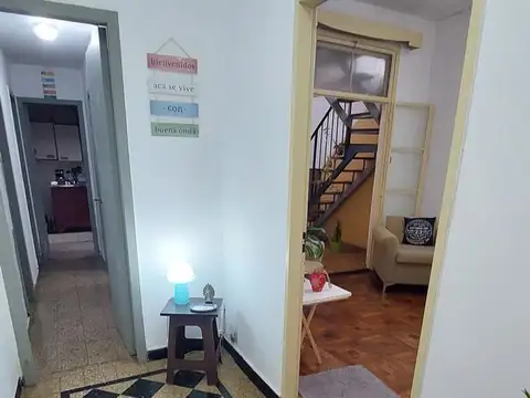 Depto Tipo Casa en Venta de 5 ambientes