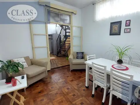 Depto Tipo Casa en Venta en Flores, USD 145.000