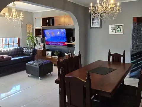 Casa en Venta en Moron, USD 100.000