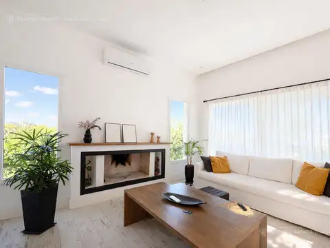 Casa 4 ambientes con 2 baños