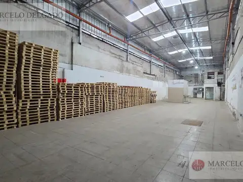 Depósito - Galpón de 302 m2. en Parque Patricios - ALQUILER