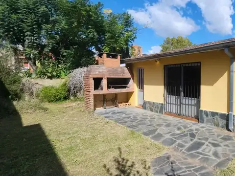 Casa en Venta en Berazategui, USD 109.000