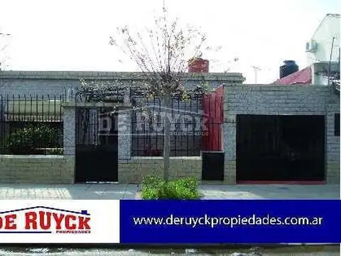 Casa en Venta en Quilmes Oeste