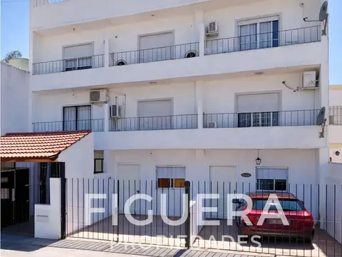 centenera 2000, Piso 2