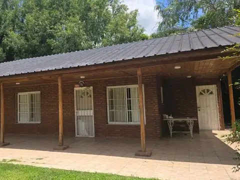 Casa 3 ambientes con 1 baño