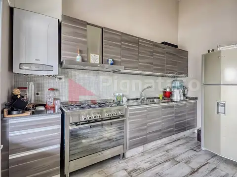Departamento 6 ambientes con 4 baños