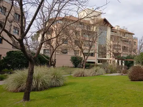 Departamento en Alquiler con 1 cocheras