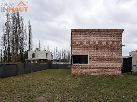 Casa 2 dormitorios en Barrio Privado Villa Muluen