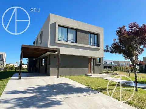 Casa en alquiler anual barrio Riberas Puertos Escobar