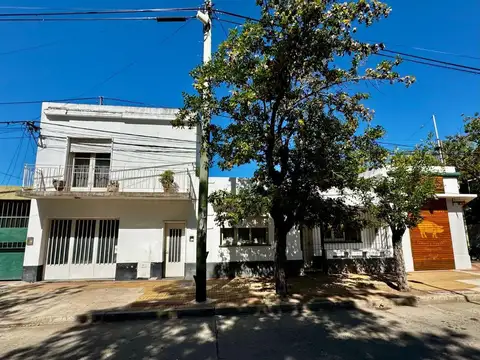 CASA EN VENTA EN PERGAMINO
