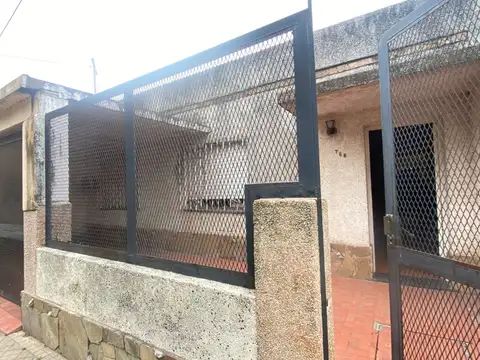 Casa en Venta en Villa Gobernador Galvez, Rosario