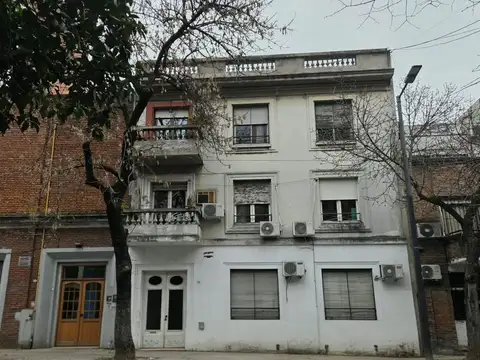 Almagro , en venta 2 ambientes y medio