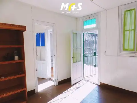 Local en Venta en Balvanera, USD 250.000