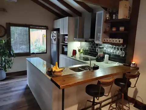 Casa en Venta en La Reja, USD 59.900