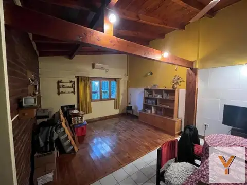Casa en venta - 3 Dormitorios 2 Baños - Villa Farrel