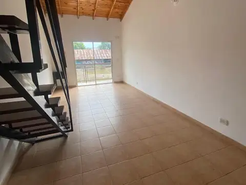 Depto Tipo Casa en Alquiler al Noroeste