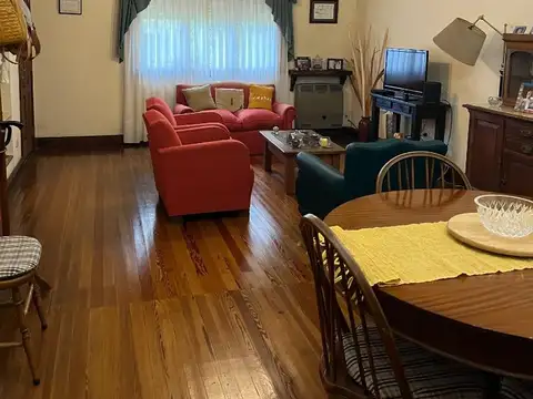 Casa en Venta en Adrogue, USD 250.000