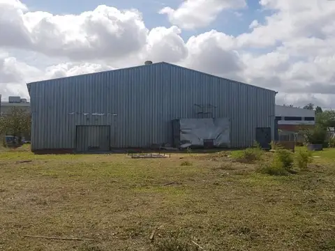 Venta excelente galpón en  Parque Industrial Burzaco