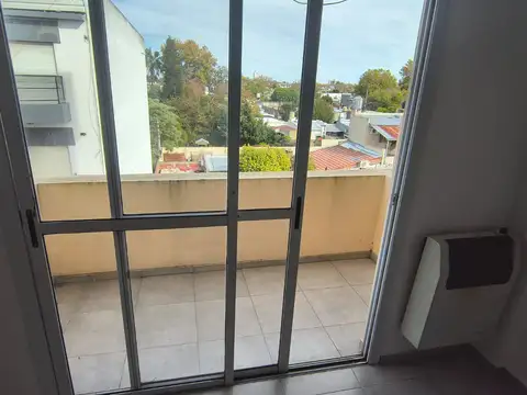 Departamento en Alquiler en La Plata, $ 350.000