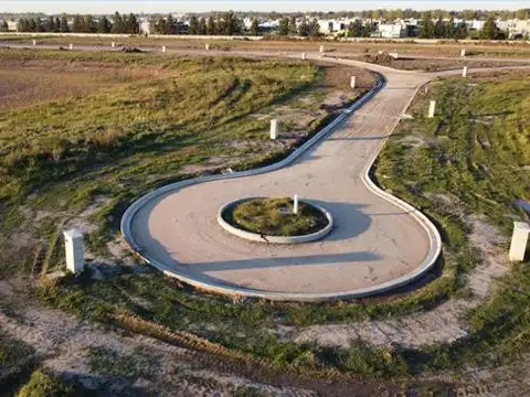 Lote  700m2 a laguna en venta, Damasia al Sur