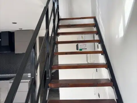Depto Tipo Casa 2 ambientes con 1 baño