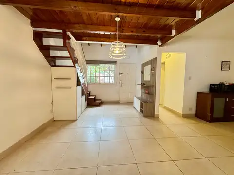 Depto Tipo Casa en Venta en Merlo Sur, USD 90.000