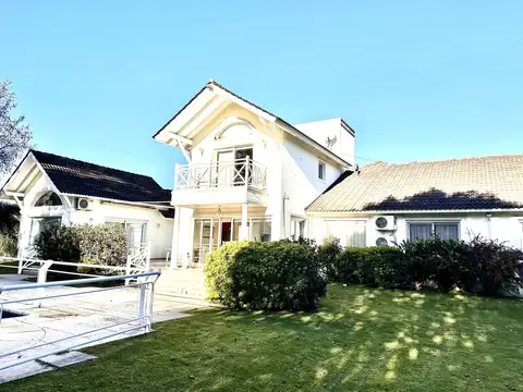 Casa en Venta en San Diego Country Club, Countries y Barrios Cerrados en Moreno