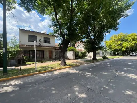 Coronel Pablo Zufriategui 500