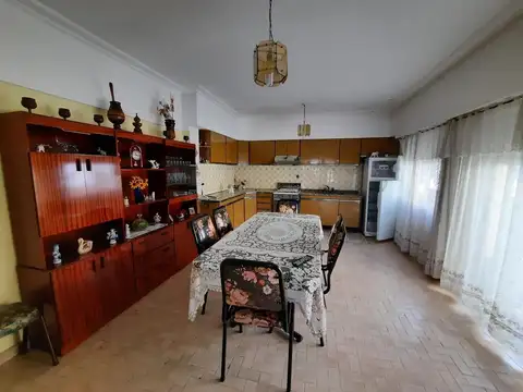 Casa en Venta en Moron, USD 149.900