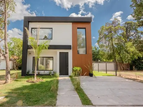 Terreno en Venta en Barrio Parque Leloir, USD 67.000