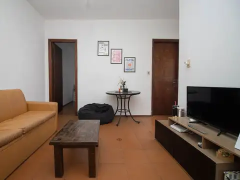 Venta apartamento 2 dormitorios con renta Centro