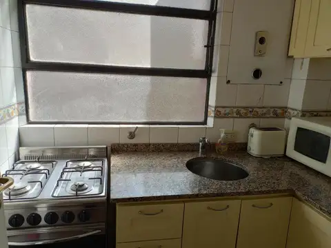 Departamento en Alquiler en Recoleta, USD 800