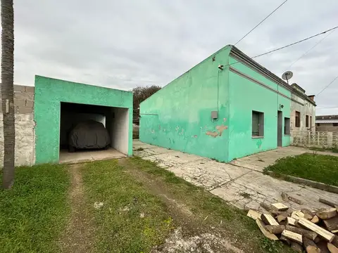 Casa 3 ambientes con 1 baño