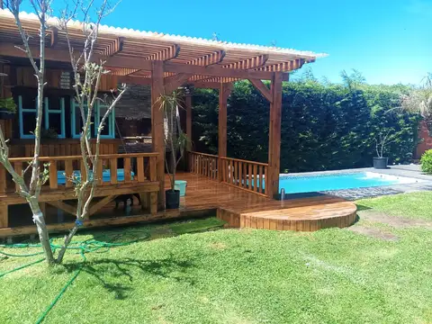 Casa en alquiler temporario - 5 Ambientes - Mar del Plata