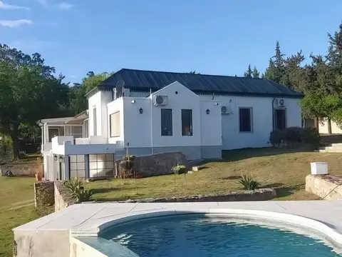 Importante casa en Villa Silvina, Salsipuedes. 