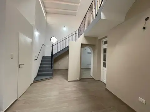 Depto Tipo Casa 5 ambientes con 1 baño
