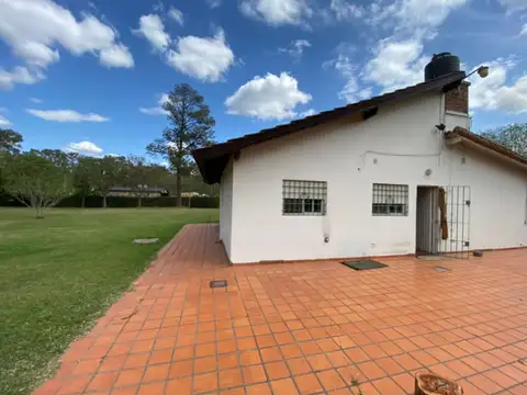 Casa Quinta con amplio lote