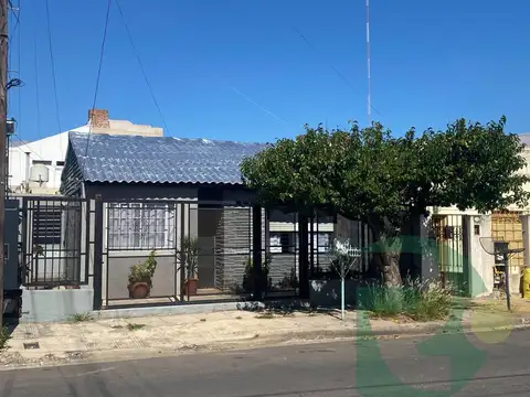VENTA CASA 4 AMB-Ramos Mejia