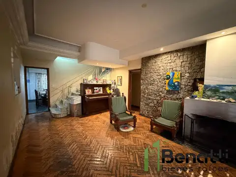 Casa 5 ambientes con 2 baños