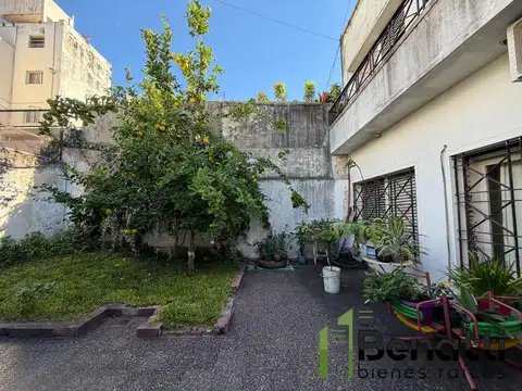 Casa en Venta en Villa Luro, USD 240.000