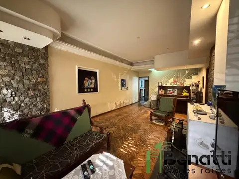 Casa en Venta con 1 cochera