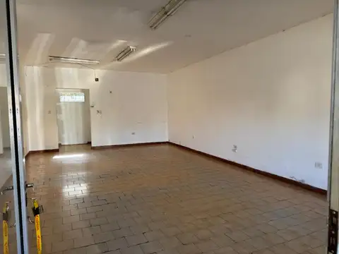Hipólito Yrigoyen 2300